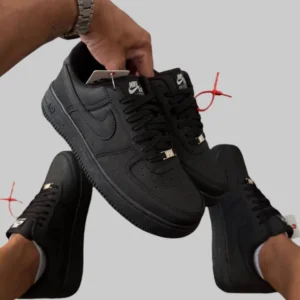 Nike Air Force 1 Black
