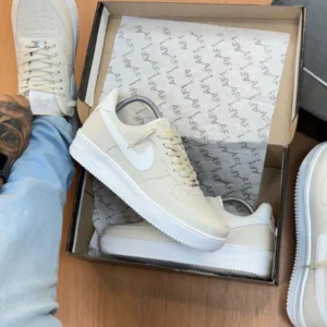 Nike Air Force 1 Palha