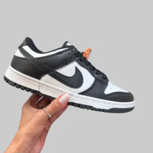 Dunk Low panda