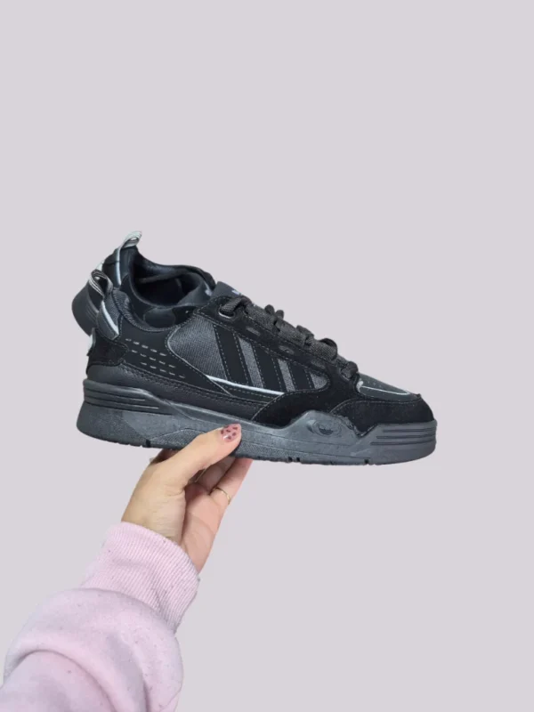 Adidas Adi 2000 black