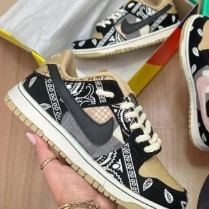 nike sb dunk low cactus jack