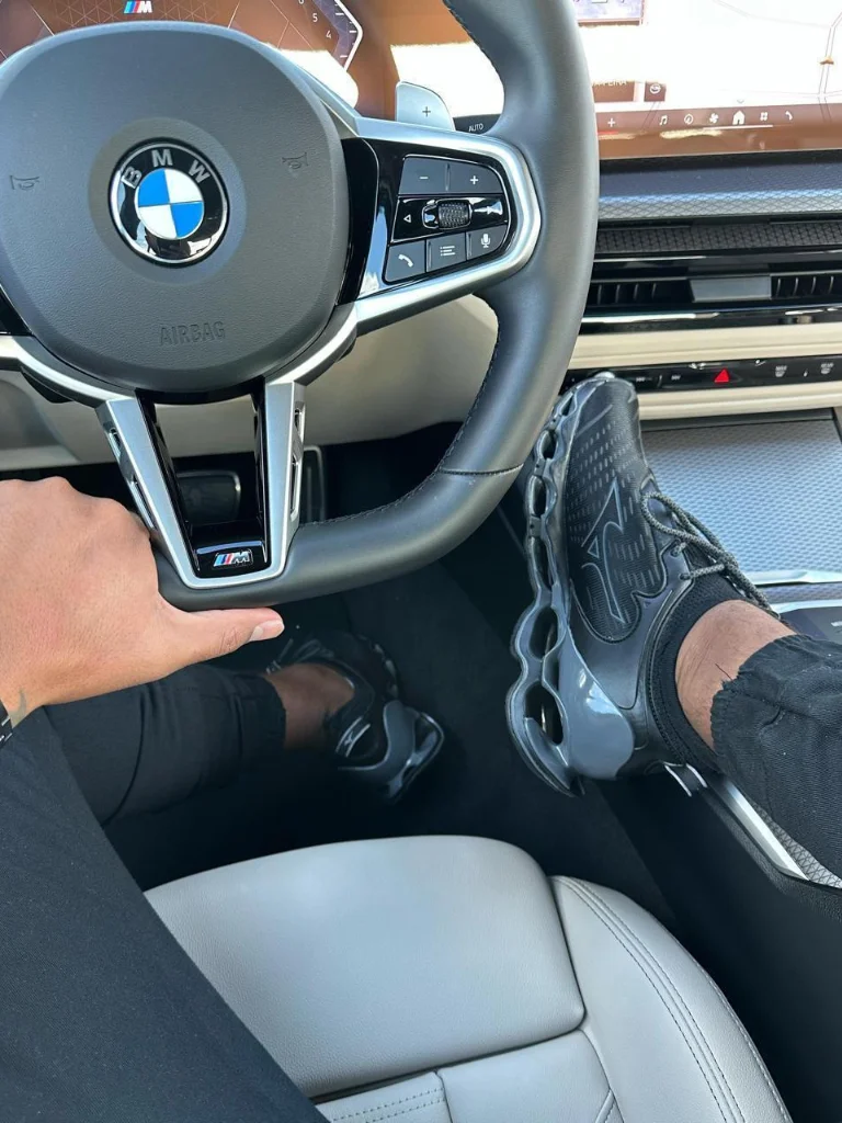 Mizuno Prophecy 14 all black - Imagem 4