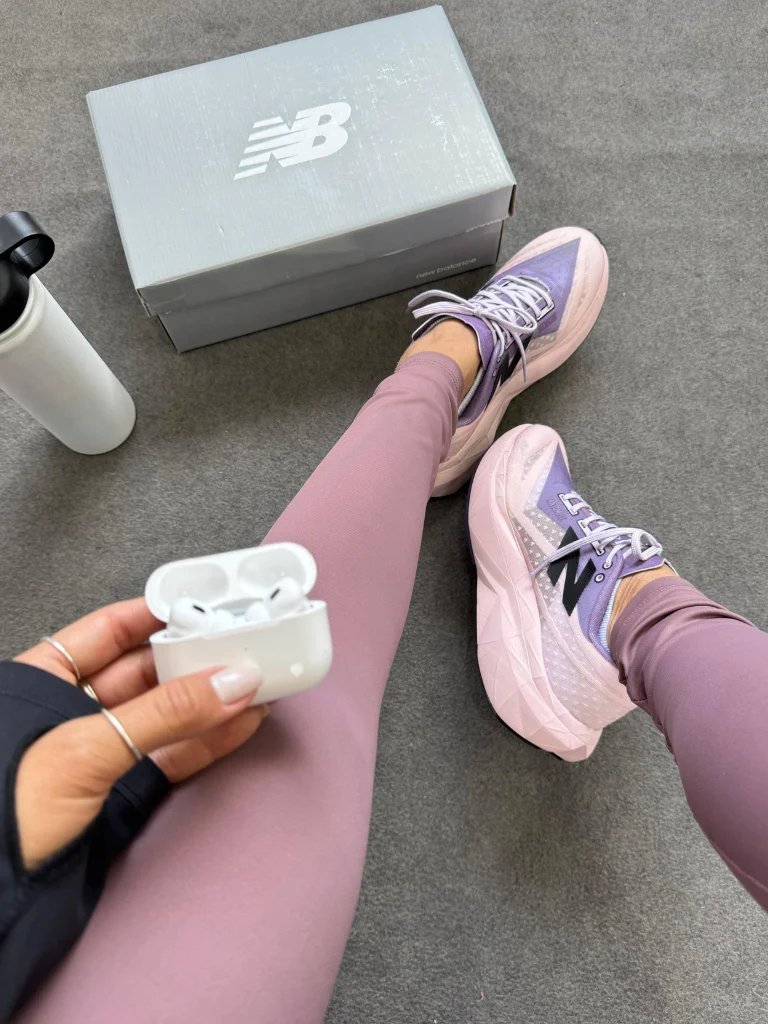 New balance FuelCell SC Elite v4 feminino - Imagem 5