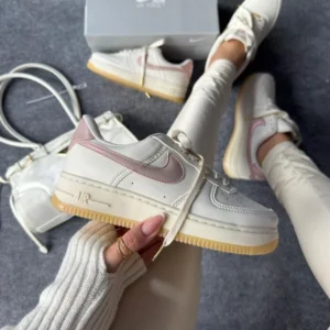 Nike Air Force Feminino