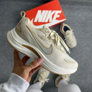 Nike Running Fit EST 1972